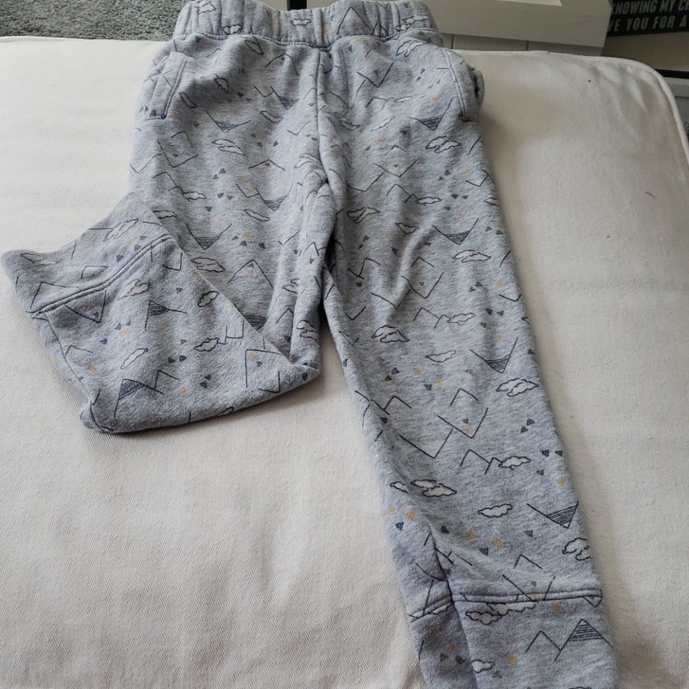 Old Navy gray sweatpants size 5